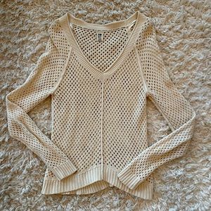 Roxy brand cream colored sweater Juniors size large